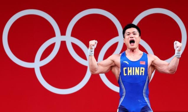 四人出战打包带回4金 中国男子举重东奥答卷100分