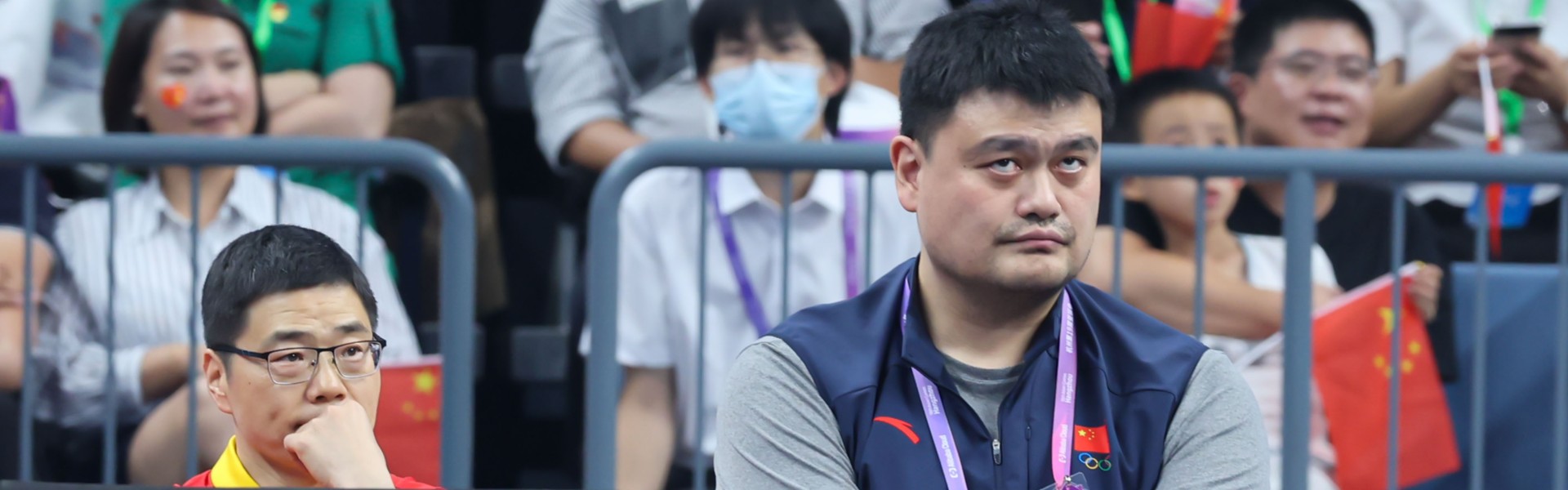 姚明谈缺点：没读过书就是有差距 一路走太顺&amp;对人情冷暖不重视